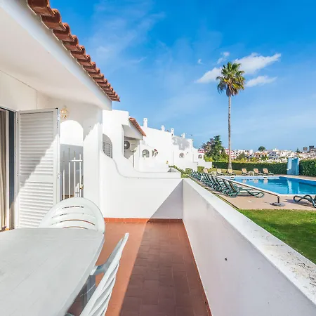 Oura Parque Turisticos 2* 阿尔布费拉