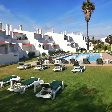Oura Parque Turisticos Πάρκο διακοπών